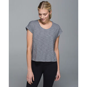 Lululemon Shirt XL Gray Heathered Slate Sweaty Or Not Crop Tee Running W3K75S